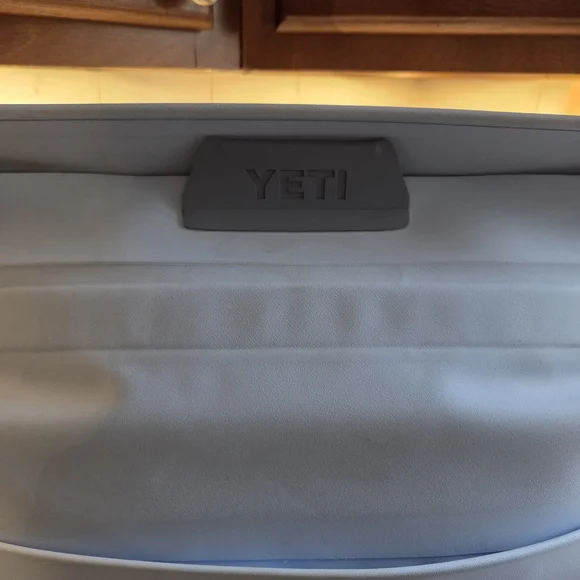 YETI Hopper M12 Backpack Cooler In Light Blue - Picture 11 of 13